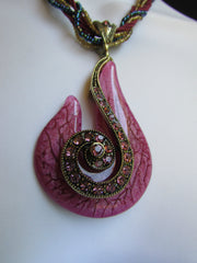 Purple White Yellow Chain Glass Snale Pendant Rhinestones Strands Necklace