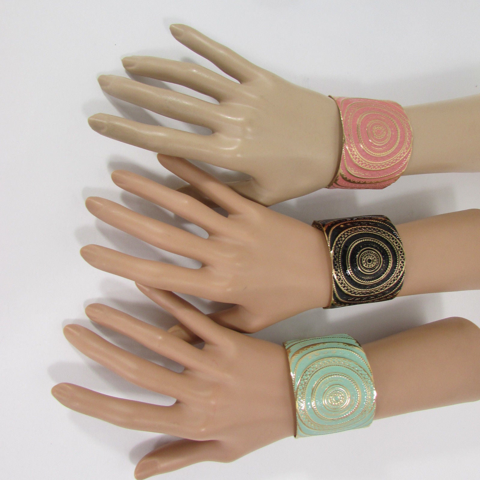 Gold With Pink / Black / Metal 2" Wide Cuff Bracelet Hand Trendy Fashion Women Jewelry Accessories - alwaystyle4you - 1