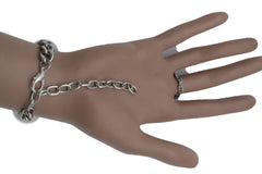 Silver Metal Hand Chain Bracelet Small Spider Skull Halloween