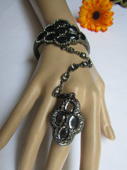 Silver Metal Hand Chain Bracelet Rhinestones Beads Flower