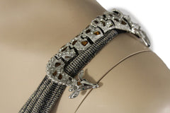 Rhinestone Giraffe Brooch