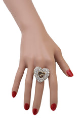 No. 7 Rhinestone Heart Ring