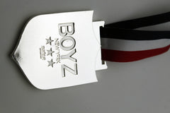 Brand New Men Men Silver Tone USA Liberty Medallion Necklace With Patriotic Ribbon Long New York Pendant -  M10