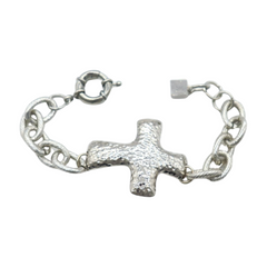 New Women Silver Metal Chain Link Wrist Bracelet Hammered Cross Charm Weekend Look