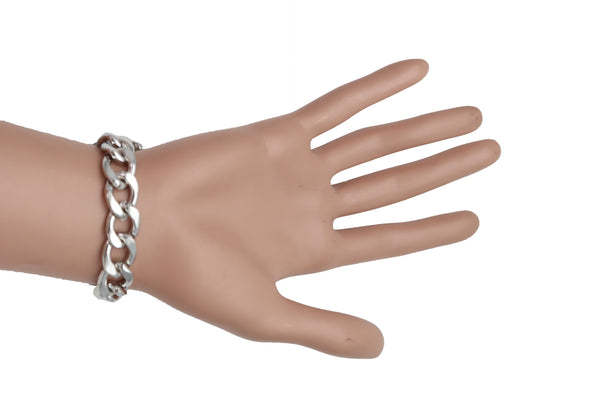Brand New Women Silver Metal Chain Wrist Bracelet Fashion Jewelry Love Heart Best Friend Great Gift