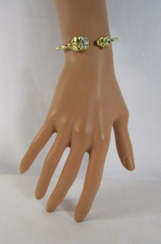 Gold Cuff Bracelet  2 Skulls Head Rhinestone Halloween Fashion New Women Jewelry Accessories - alwaystyle4you - 3
