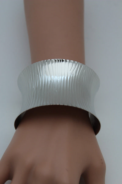 Gold / Silver Metal Wide Bracelet Light Trendy Shiny Style New Women Fashion Jewelry Accessories - alwaystyle4you - 5