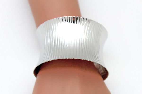 Gold / Silver Metal Wide Bracelet Light Trendy Shiny Style New Women Fashion Jewelry Accessories - alwaystyle4you - 13