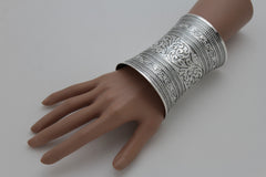 Shiny Silver Long Wide Metal Cuff Bracelet Wrist Moroccan Leaves Style