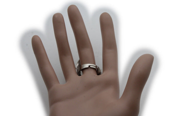 Silver Metal Cross Flowers Long Oval Shape Ring Fashionable Elegant Jewelry New Women Accessories