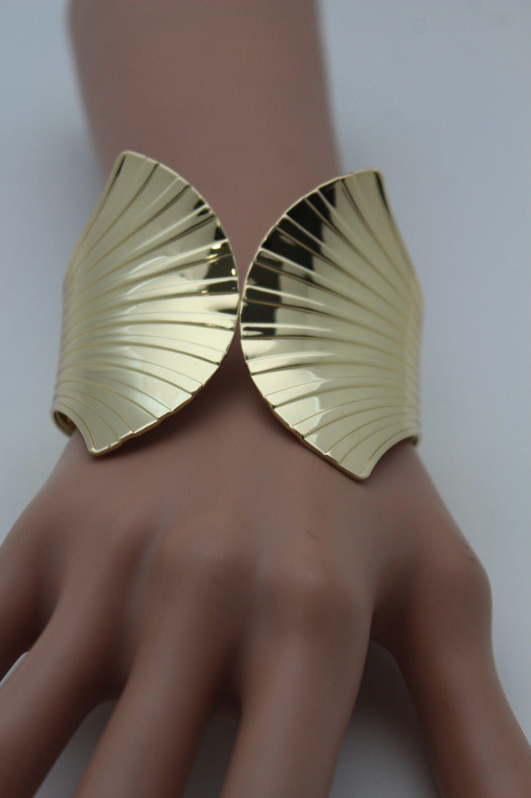 Gold Metal Yellow Cuff Bracelet Stripes Wings Fans Trendy Women Fashion Jewelry Accessories - alwaystyle4you - 1