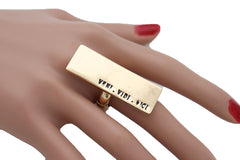 Women Ring Gold Metal VENI VIDI VICI Elastic Band Rectangle One Size Fits All