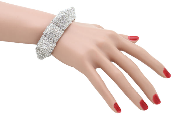 Brand New Women Elegant Fashion Jewelry Silver Metal Bracelet Shiny Bling Pyramid Spikes One Size Fits All