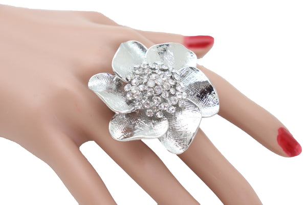 Brand New Women Ring Shiny Silver Metal Elastic Band Fashion Casual Bling Flower Rose Leaf