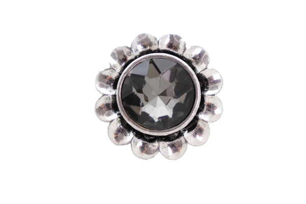 Brand New Women Silver Metal Flower Fashion Ring Jewelry Filigree Charm Elastic Band Size