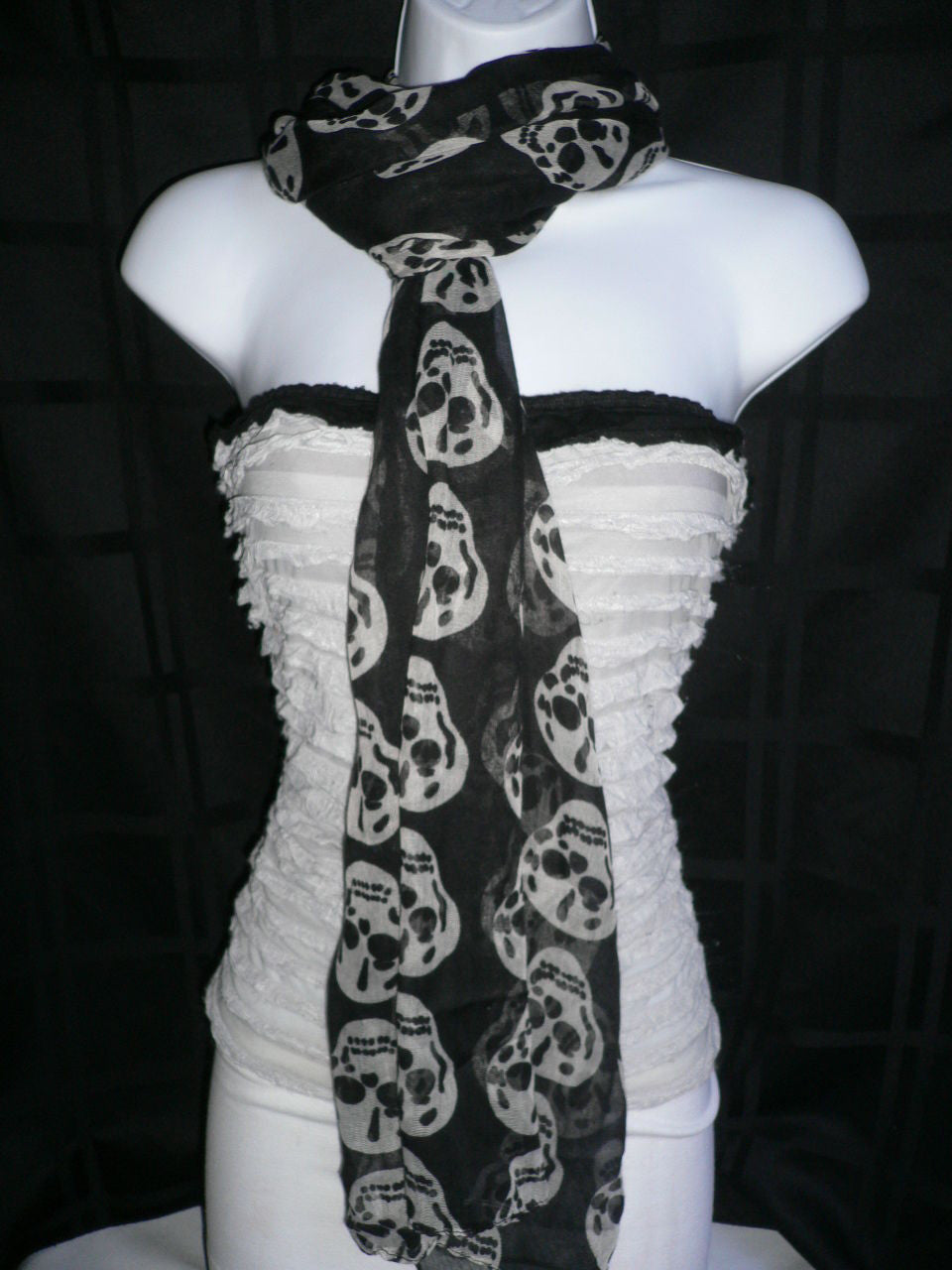 Women Black Scarf Gray Beautiful Skulls Skeleton Drawing Soft 100% Polyester - alwaystyle4you - 1